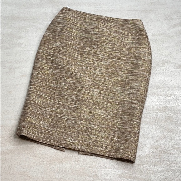 Lafayette 148 New York Dresses & Skirts - LAFAYETTE 148 NEW YORK Gold & Tan Metallic Skirt